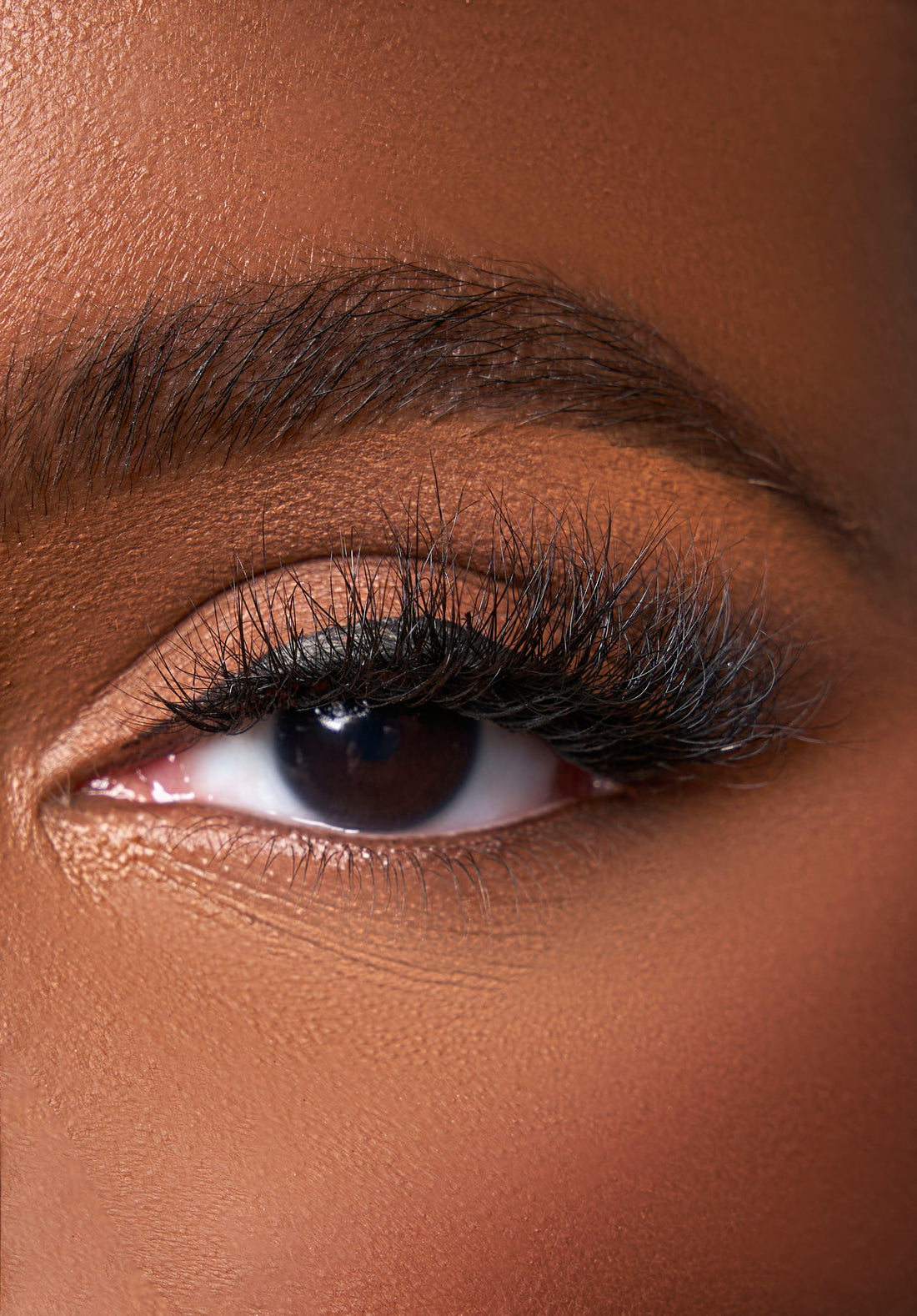 Eyelash Extensions: Add Volume to Your Natural Eyelash Line